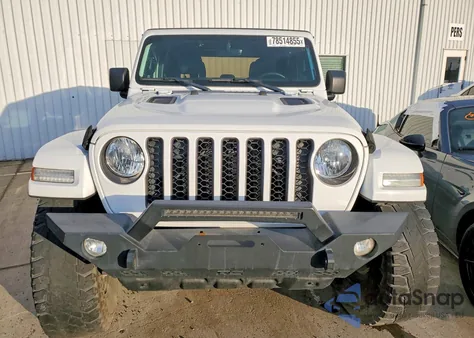 2023 Jeep Gladiator Rubicon z USA, uszkodzony, nr VIN 1C6JJTBG1PL525775